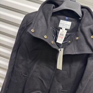 Cole Haan Signature Black Wool Blend Coat Women's Size 10 Snap‎ Front Collar
